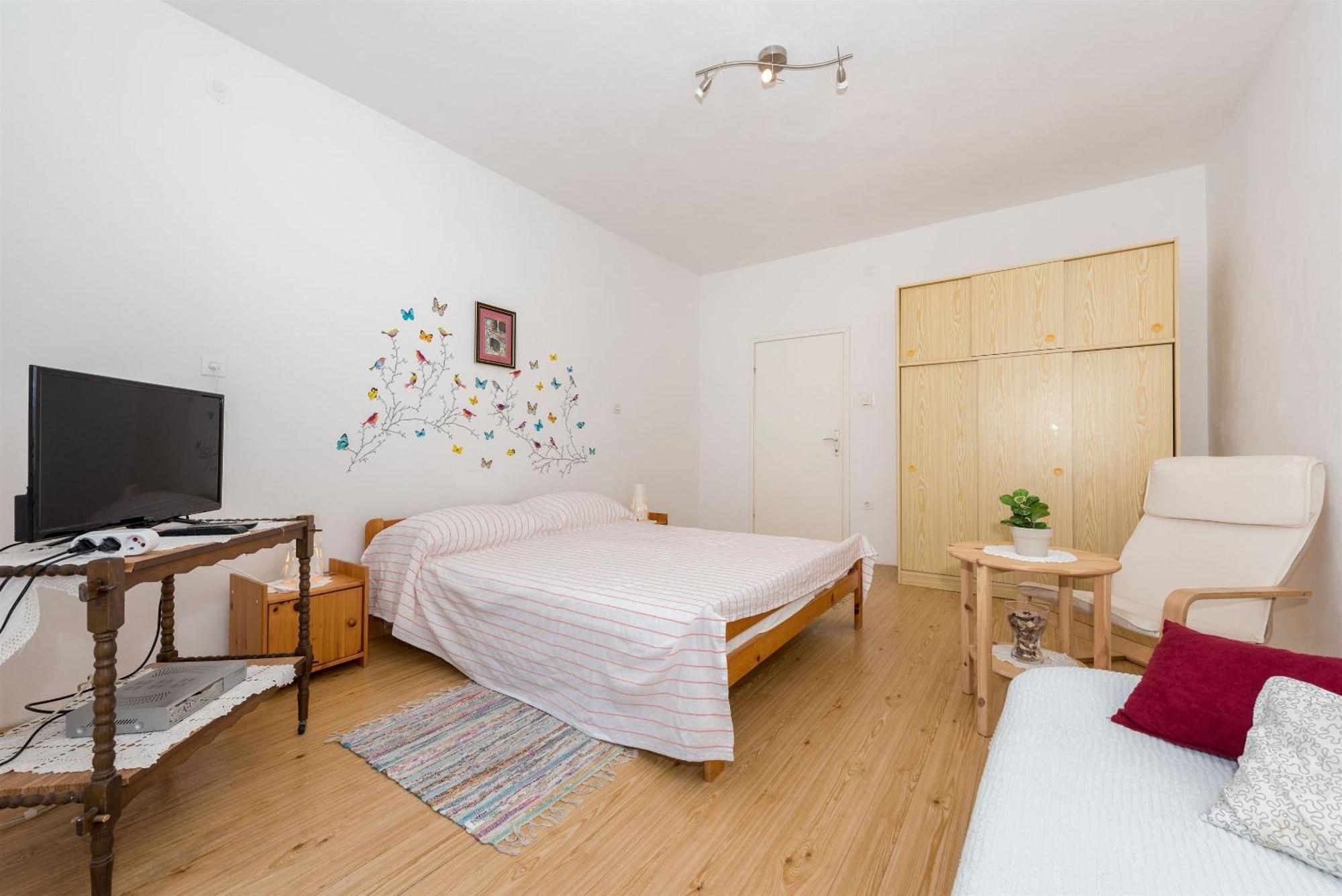 Apartments Mili - Near The Sea And The Centar Of Place 베티나 외부 사진