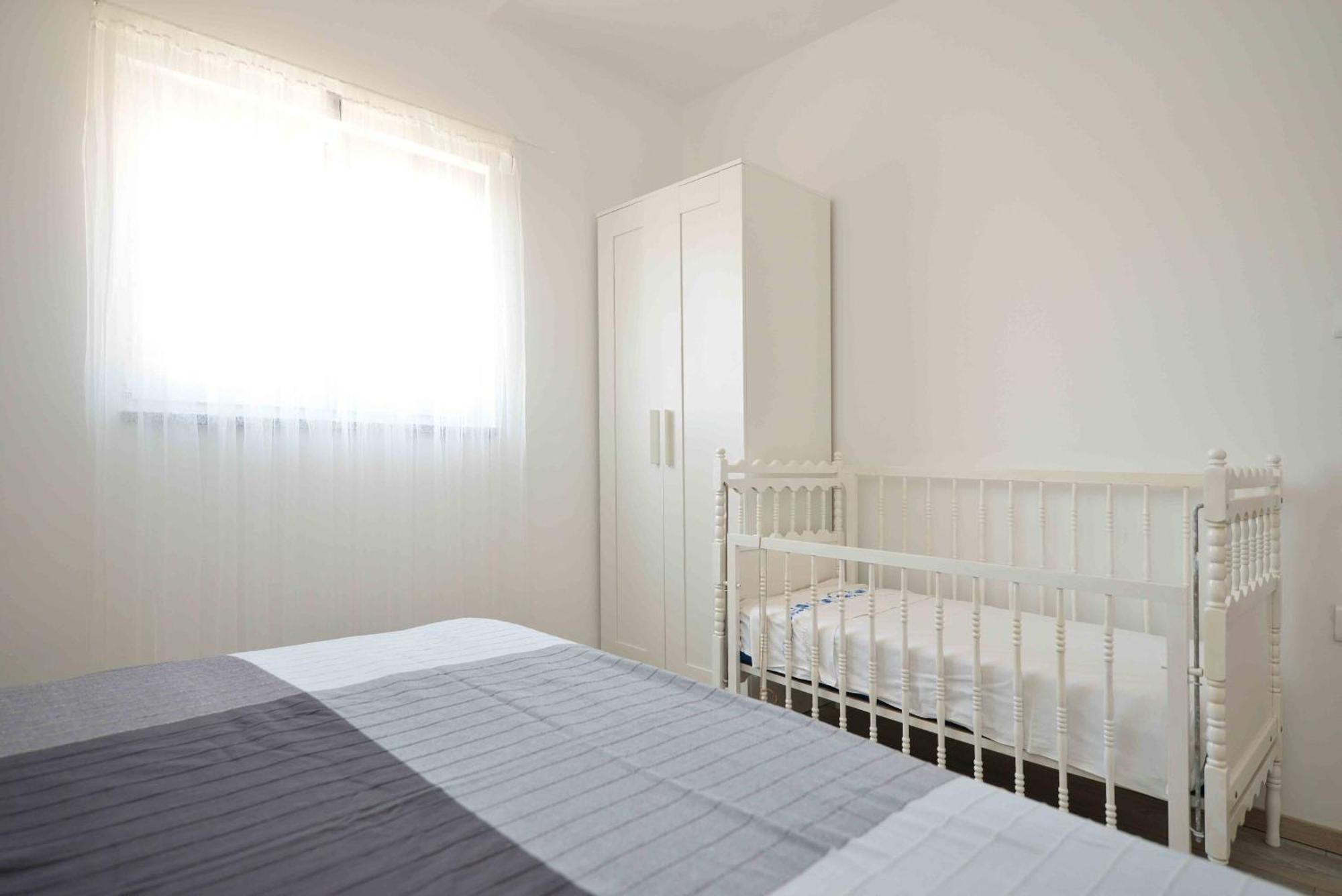 Apartments Mili - Near The Sea And The Centar Of Place 베티나 외부 사진