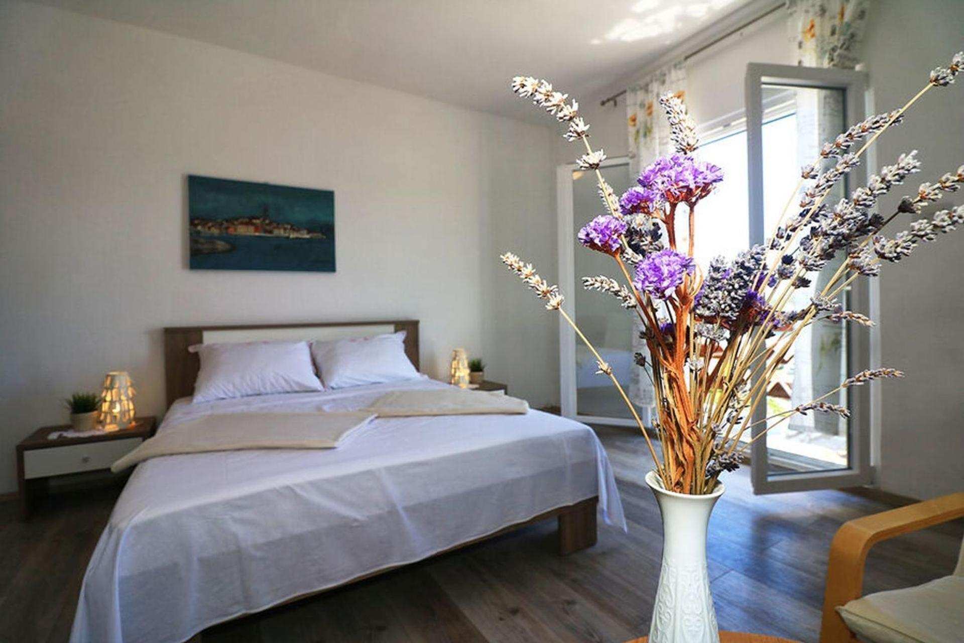 Apartments Mili - Near The Sea And The Centar Of Place 베티나 외부 사진