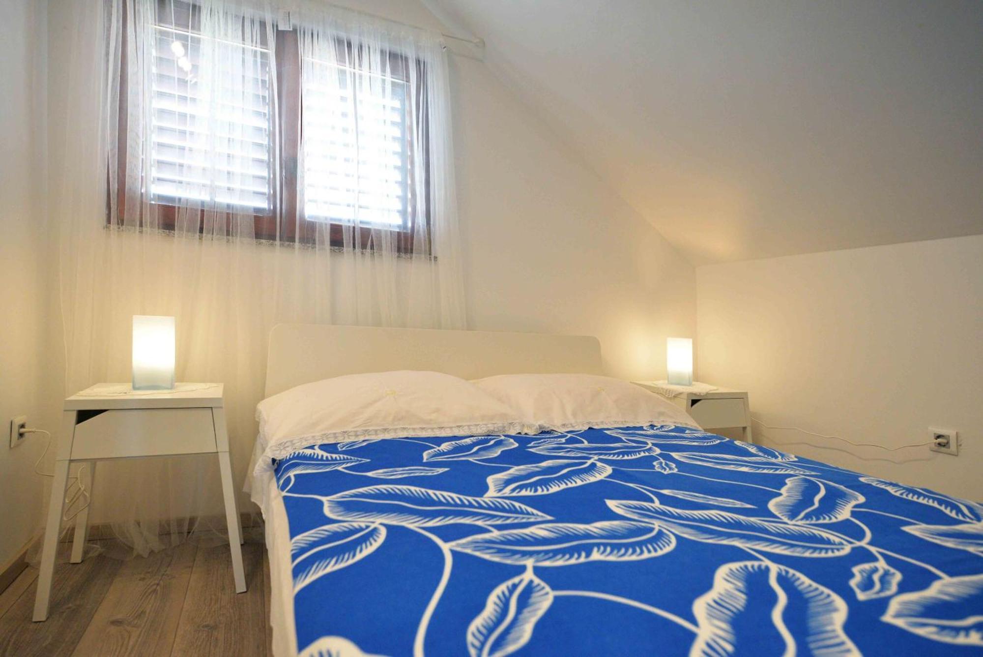 Apartments Mili - Near The Sea And The Centar Of Place 베티나 외부 사진
