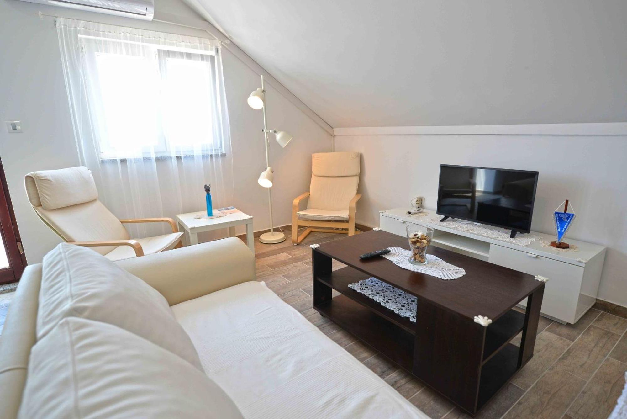 Apartments Mili - Near The Sea And The Centar Of Place 베티나 외부 사진