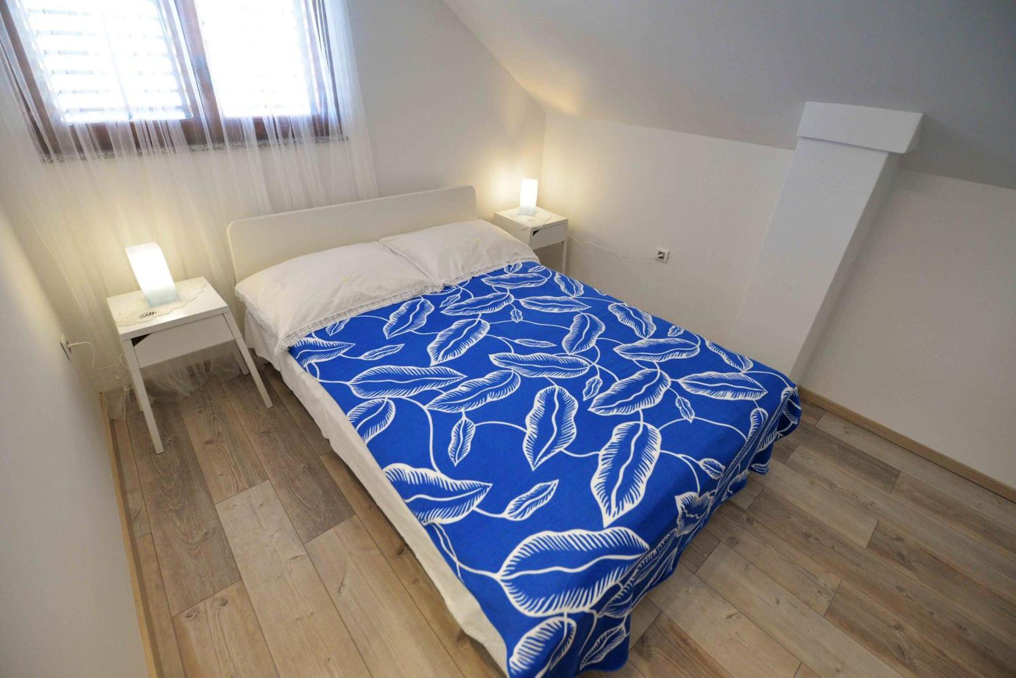 Apartments Mili - Near The Sea And The Centar Of Place 베티나 외부 사진